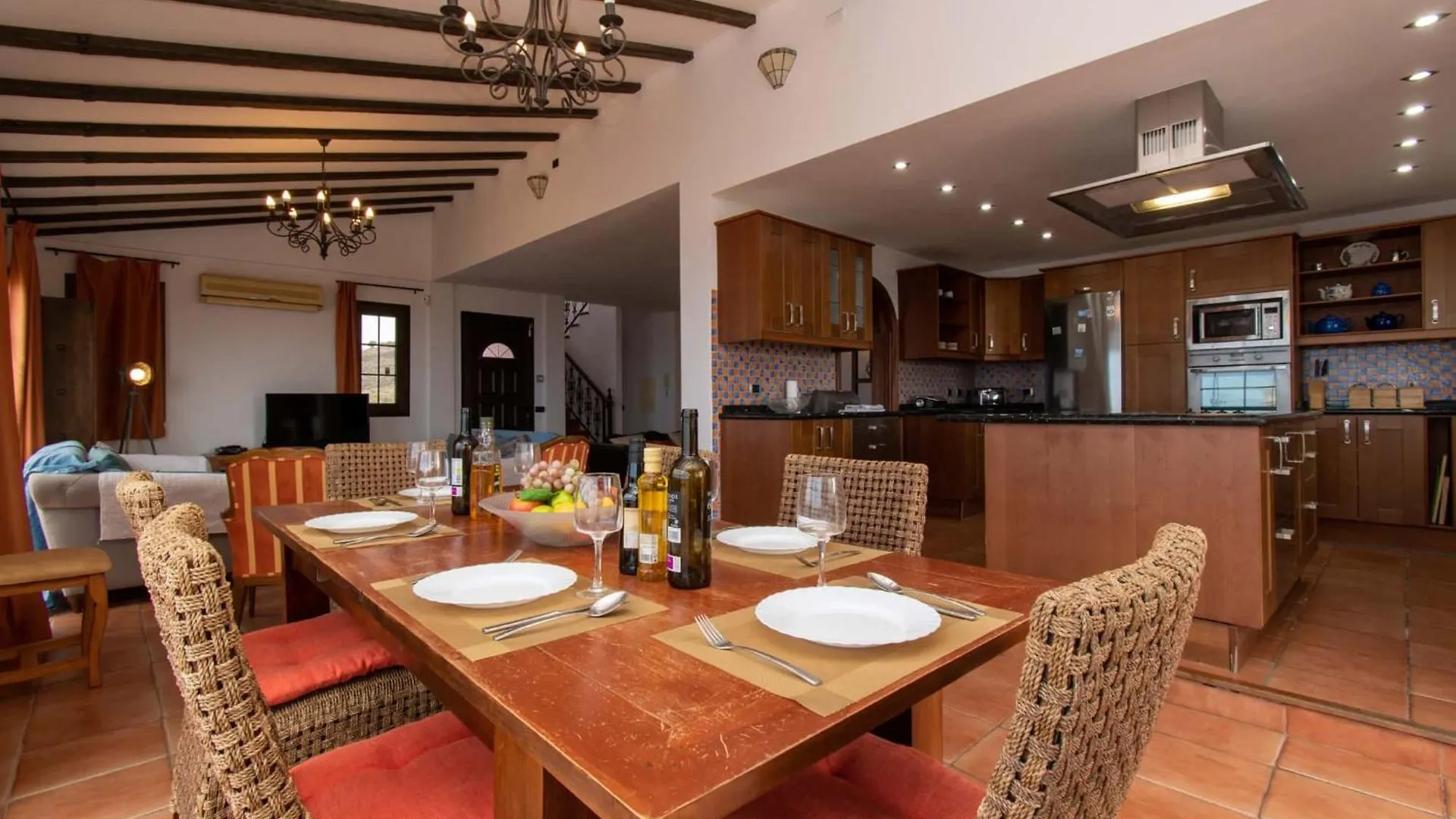 Villa El Mirador 6 Bedrooms 阿德耶