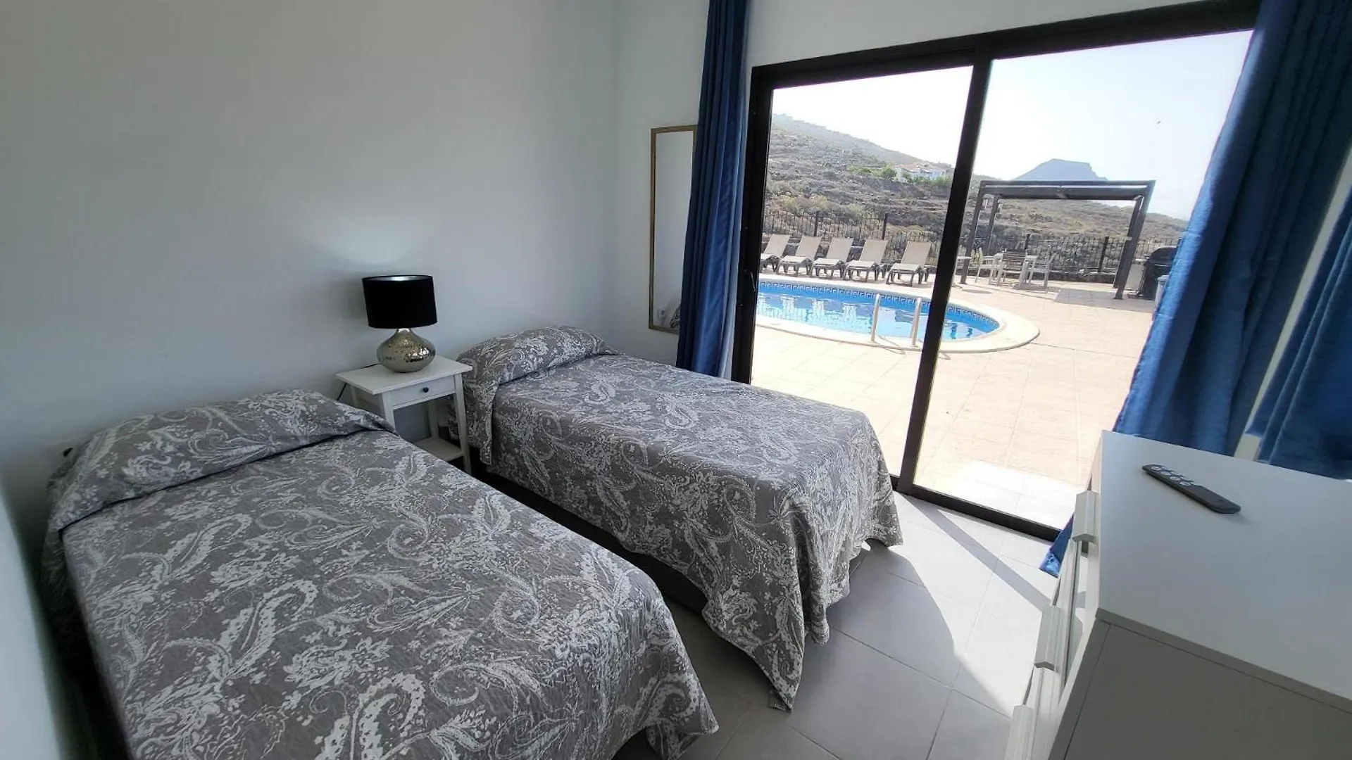 Villa El Mirador 6 Bedrooms Costa Adeje
