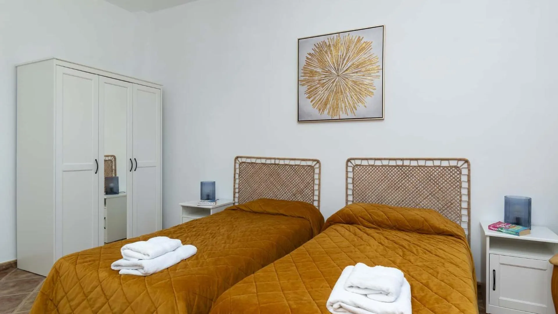 Villa El Mirador 6 Bedrooms 阿德耶