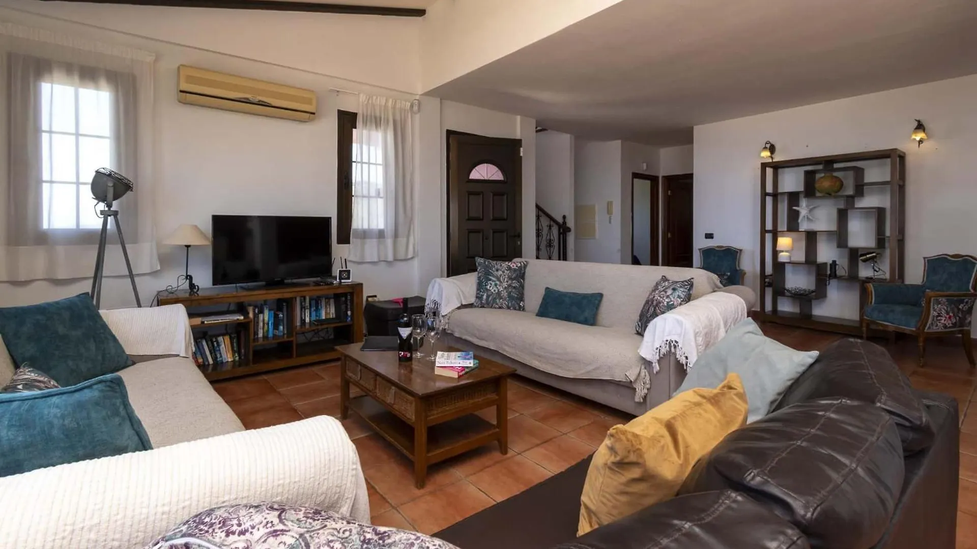 Villa El Mirador 6 Bedrooms 阿德耶 0*,