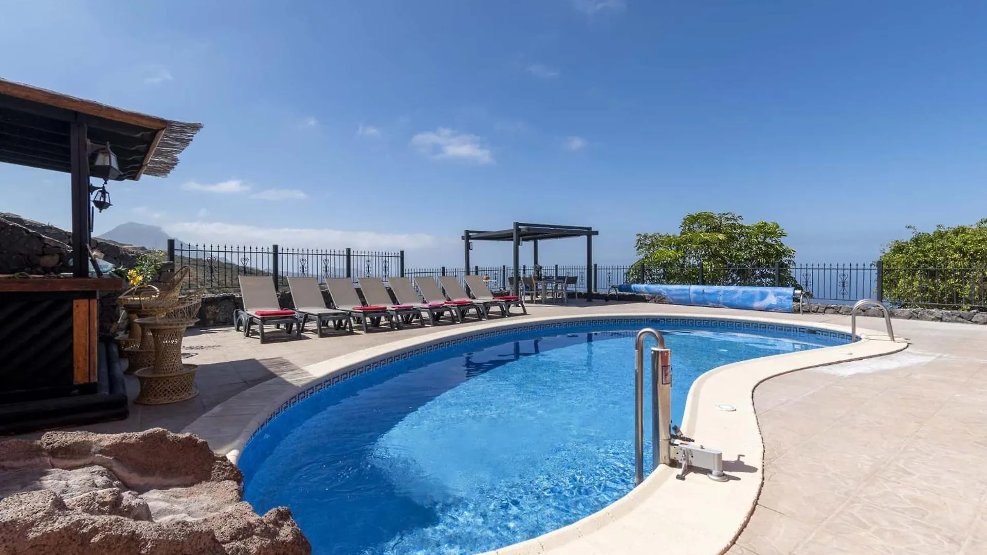 Villa El Mirador 6 Bedrooms 阿德耶
